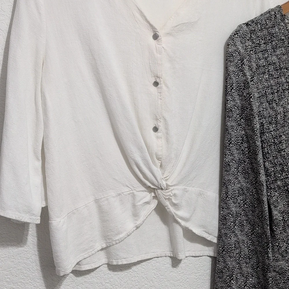 Pair Of Urban Romantic Tops Linen Rayon Women's Large